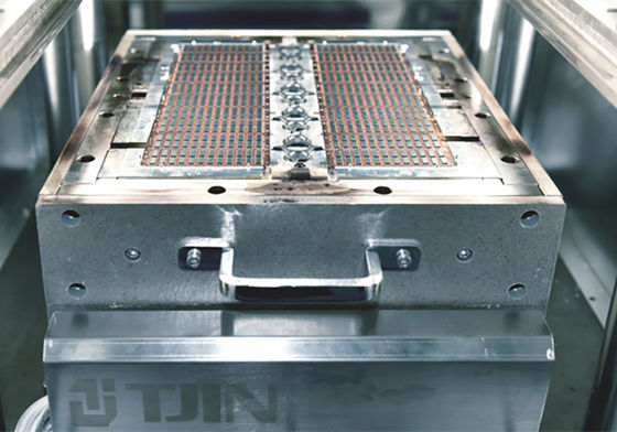 Apparecchiature di imballaggio per semiconduttori ad alta efficienza