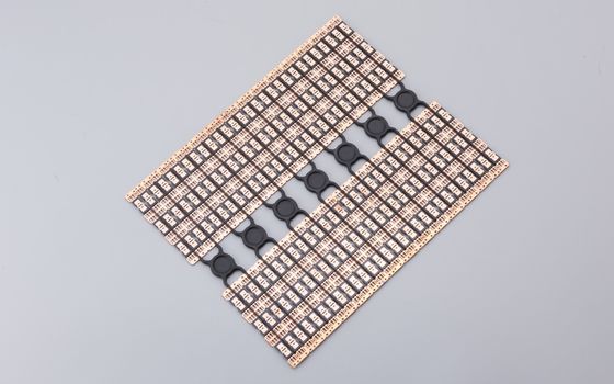Sistema di stampaggio automatico per apparecchiature di fabbricazione di semiconduttori Capacità 1000 tonnellate