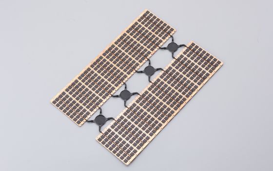 Macchine per la fabbricazione di semiconduttori ad alta automazione